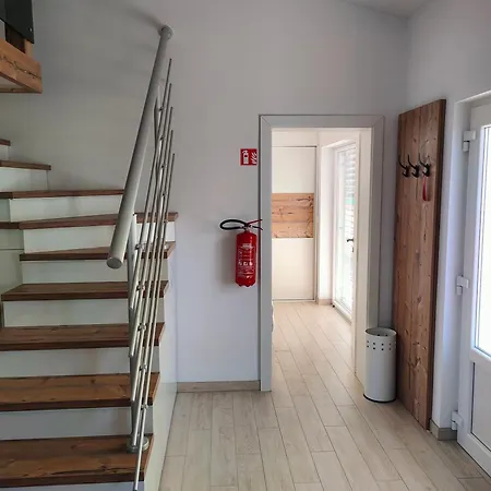 Apartma Nika