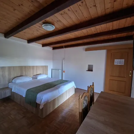 Apartma Nika Pobegi